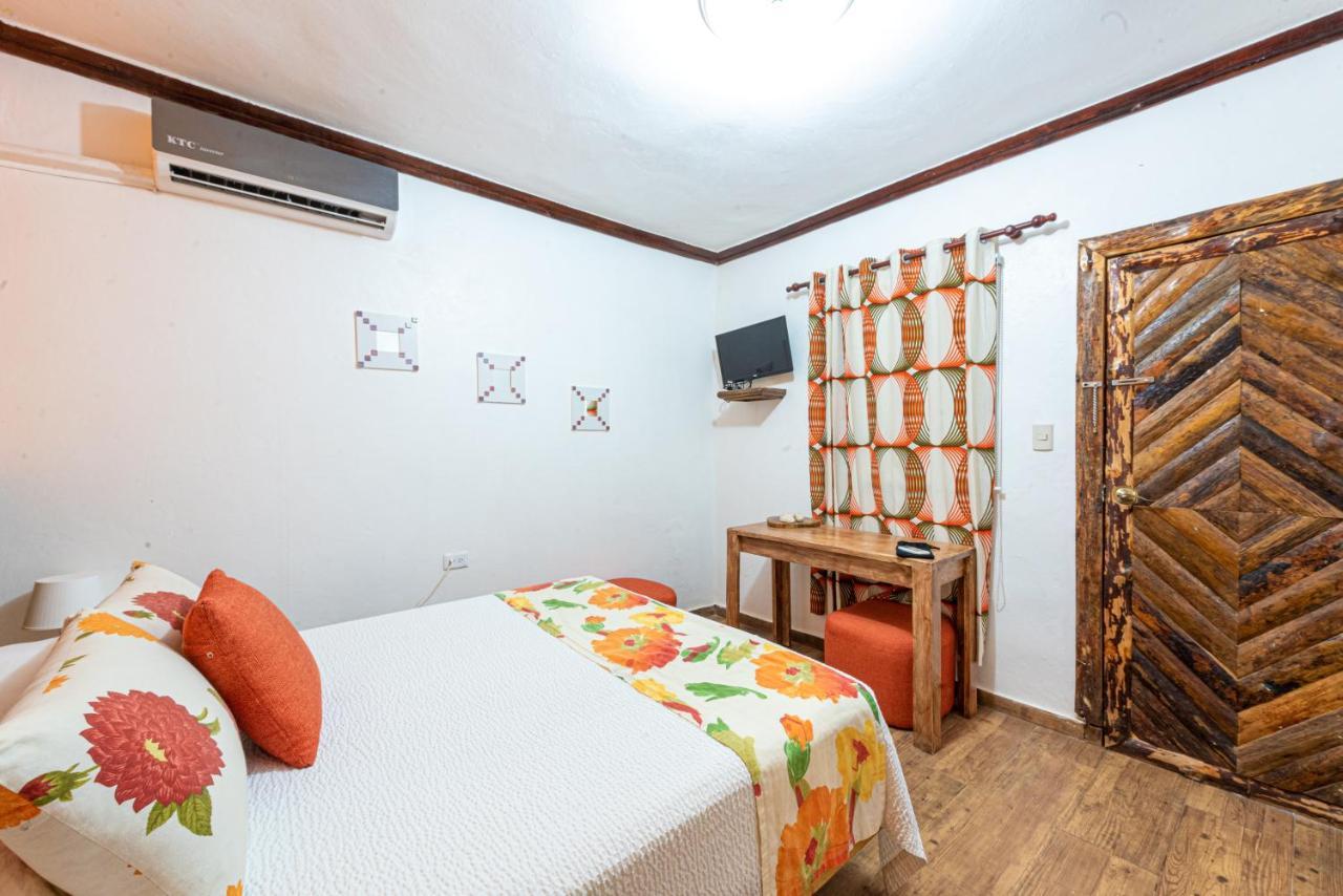 Vista De Aguilas Ecolodge 페데르날레스 외부 사진