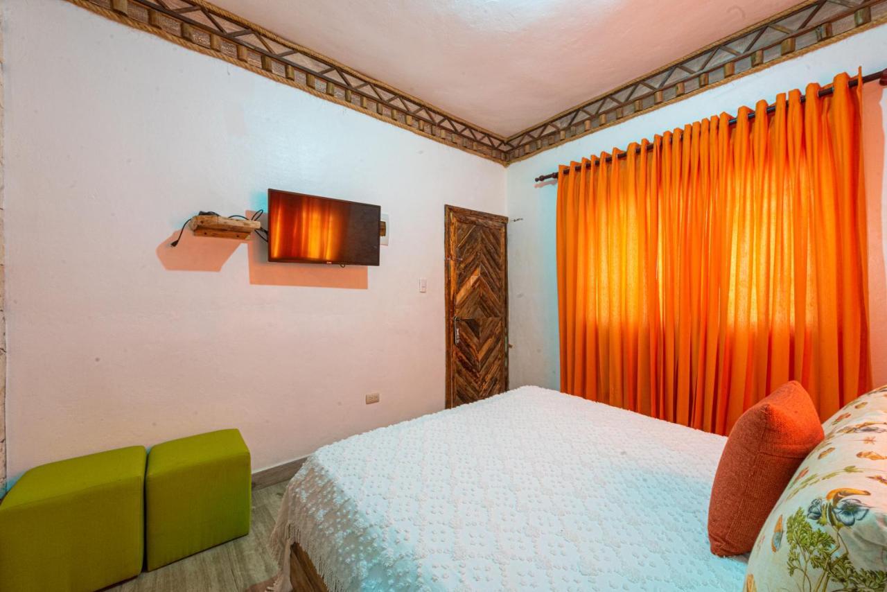 Vista De Aguilas Ecolodge 페데르날레스 외부 사진