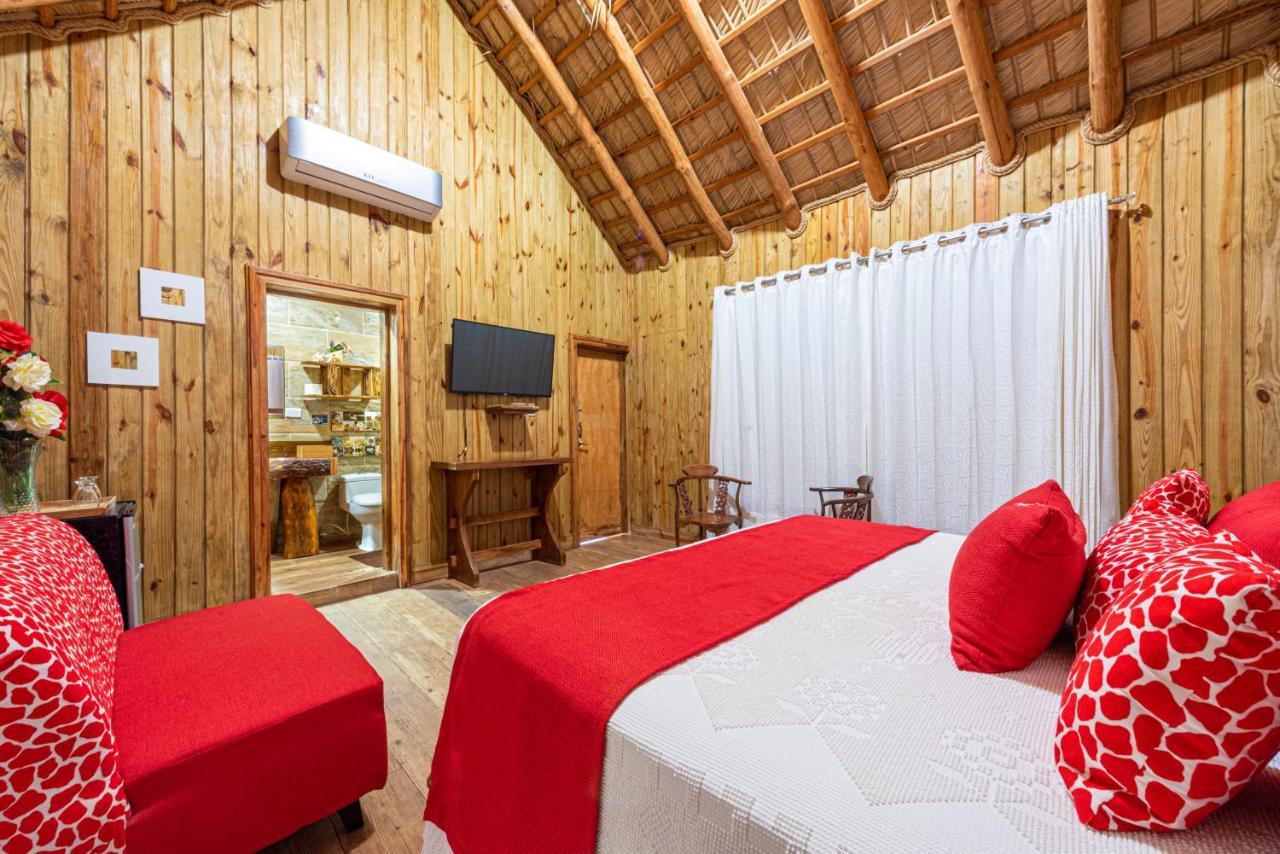 Vista De Aguilas Ecolodge 페데르날레스 외부 사진